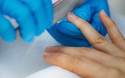 Eco-Friendly Nail Care That Actually Works: The Benefits of Going Waterless